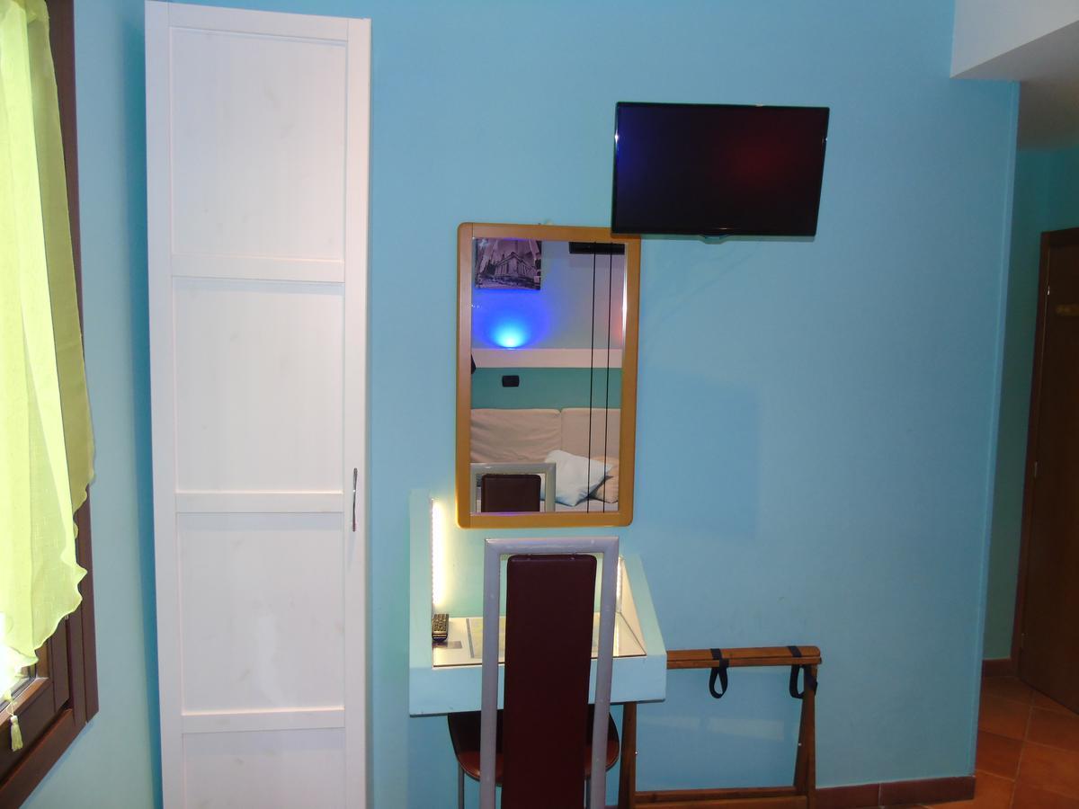 Hotel Rainbow Arma di Taggia Luaran gambar