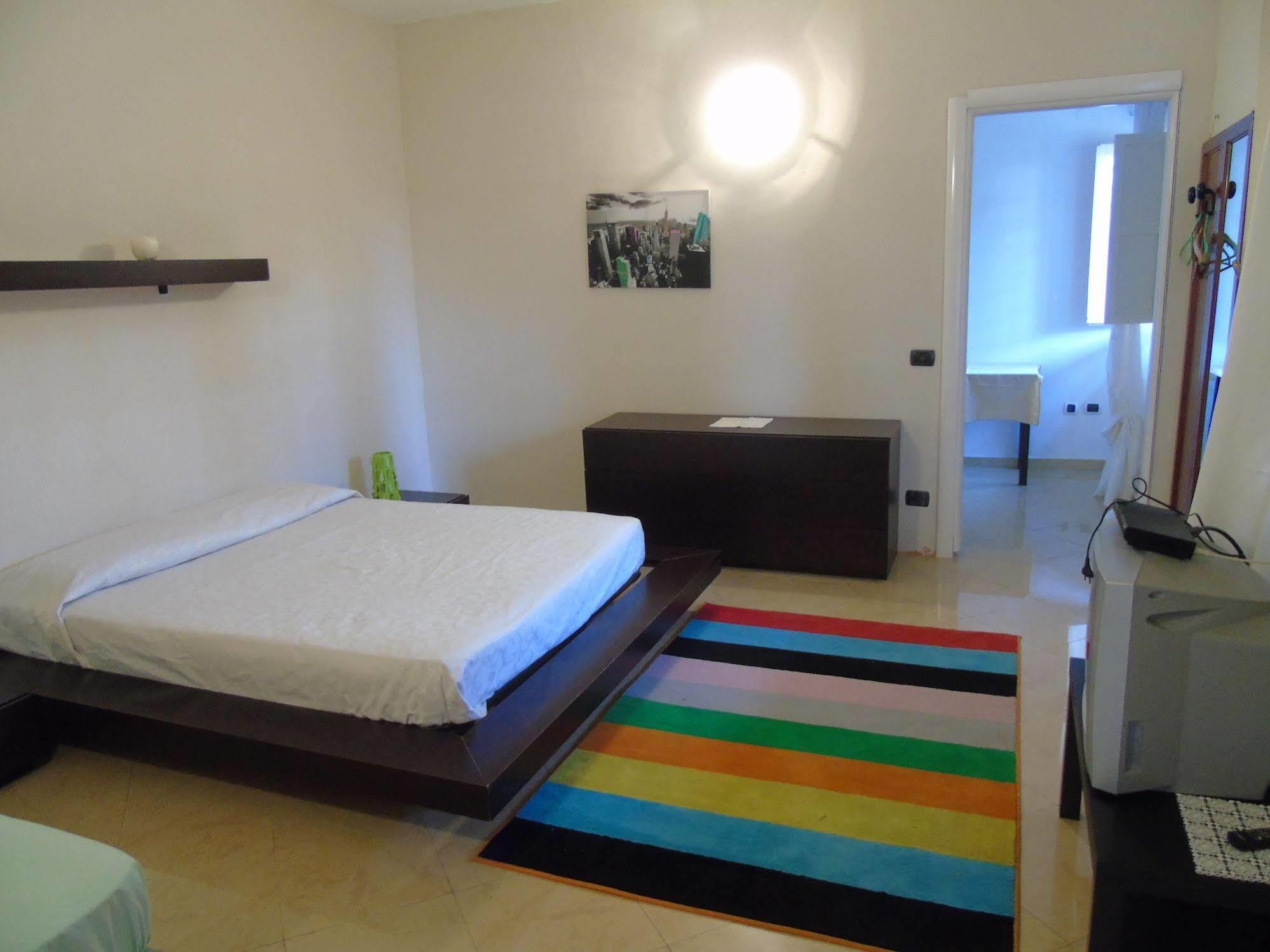 Hotel Rainbow Arma di Taggia Luaran gambar