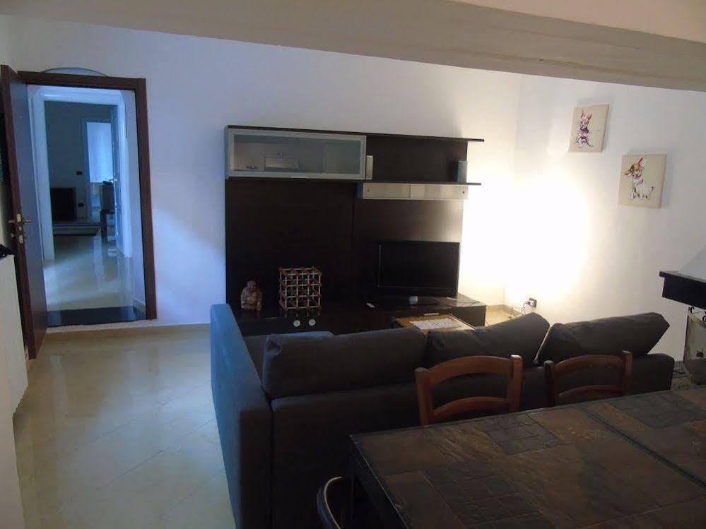 Hotel Rainbow Arma di Taggia Luaran gambar