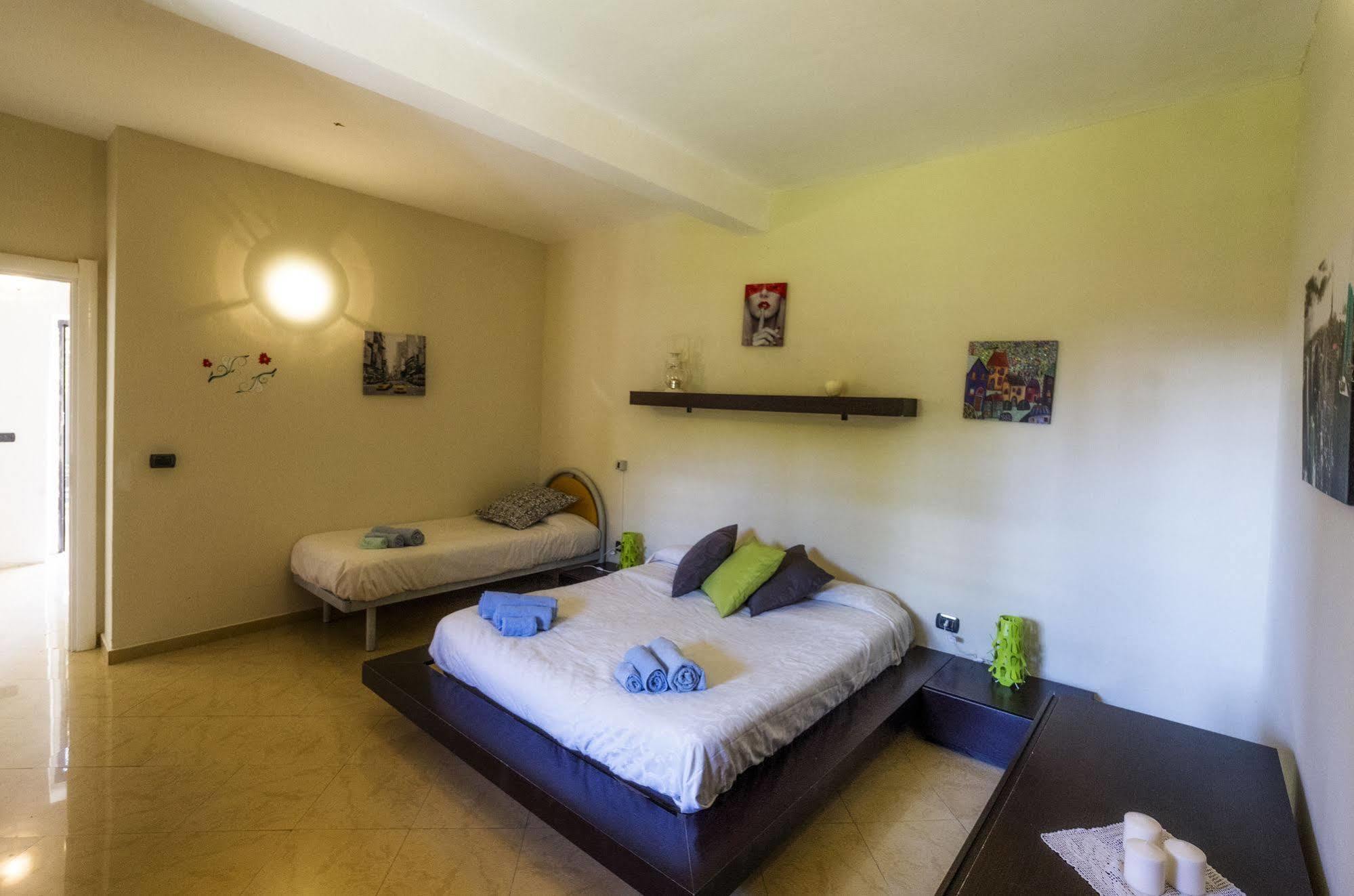 Hotel Rainbow Arma di Taggia Luaran gambar