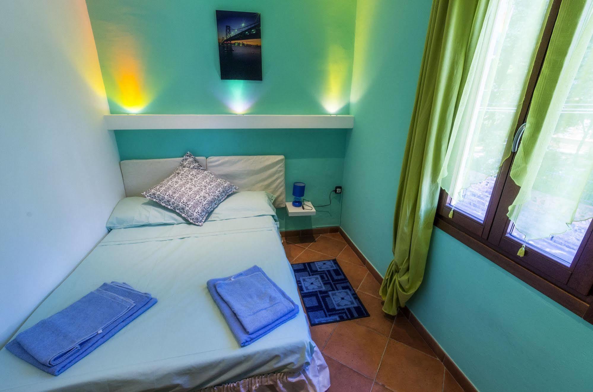 Hotel Rainbow Arma di Taggia Luaran gambar